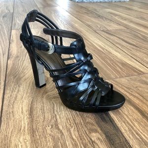 Circa Joan and David Sandal